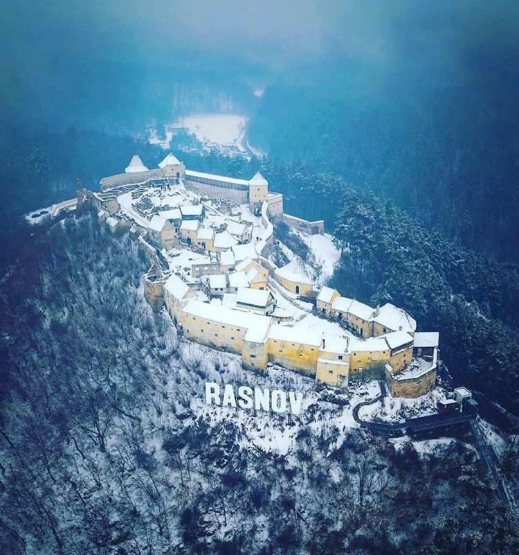 Villa Casuta Boema Rîşnov Esterno foto